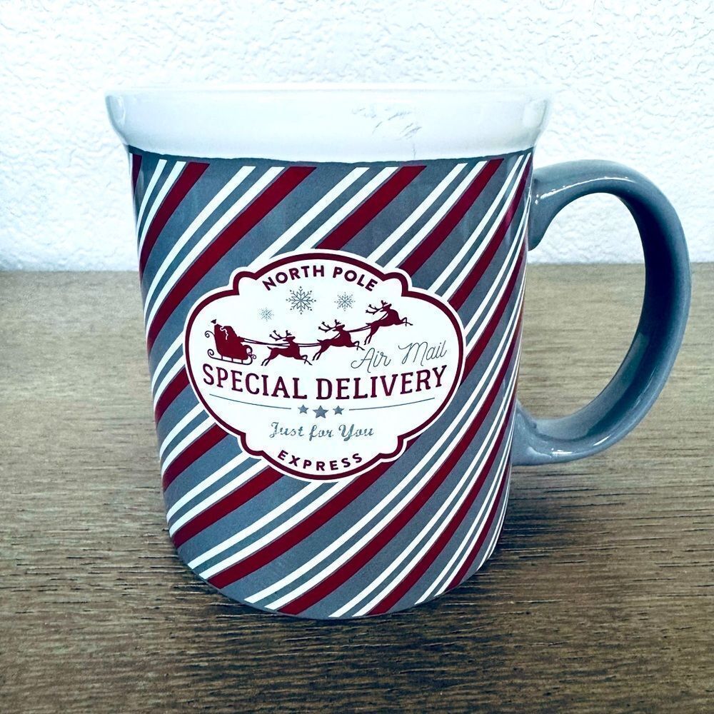 Santa Claus Air Mail North Pole Large Ceramic Christmas Holiday Mug Cup